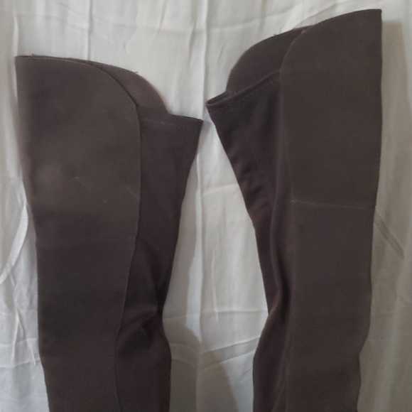 Chinese Laundry over the knee boot - Picture 8 of 9
